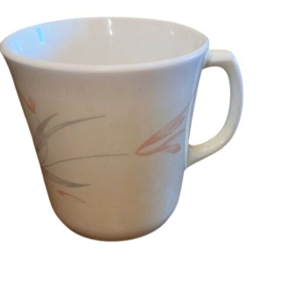 Corning USA 22 MWave OK Mug White With Pastel Floral Design - Picture 1 of 4